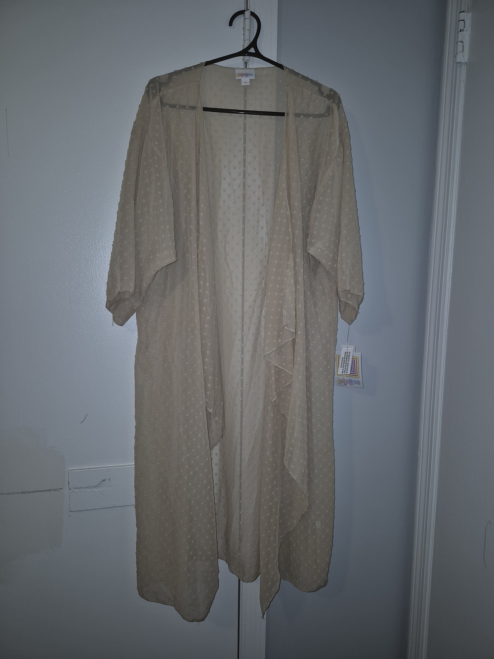 NWT LuLaRoe Medium Lightweight Neutral Dot Kimono